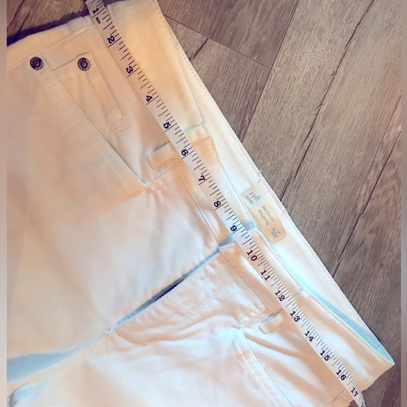 Summer blowout $20!!! J Jill white denim size 10 - Picture 5 of 7